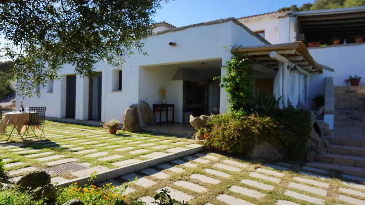 Bed and Breakfast Li Petri Manni Olbia Italien