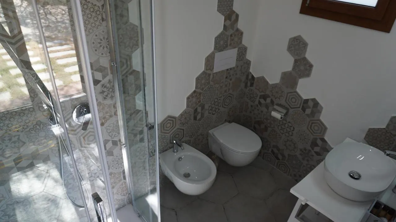 Bed and Breakfast Li Petri Manni Olbia Frühstückspension